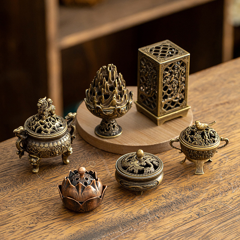 New‑Chinese Style17types Copper Alloy Incense Burner, Square Auspicious Cloud Aromatherapy Incense Burner, Creative Home Ornament for Sandalwood Incense with Removable Ash Catchers