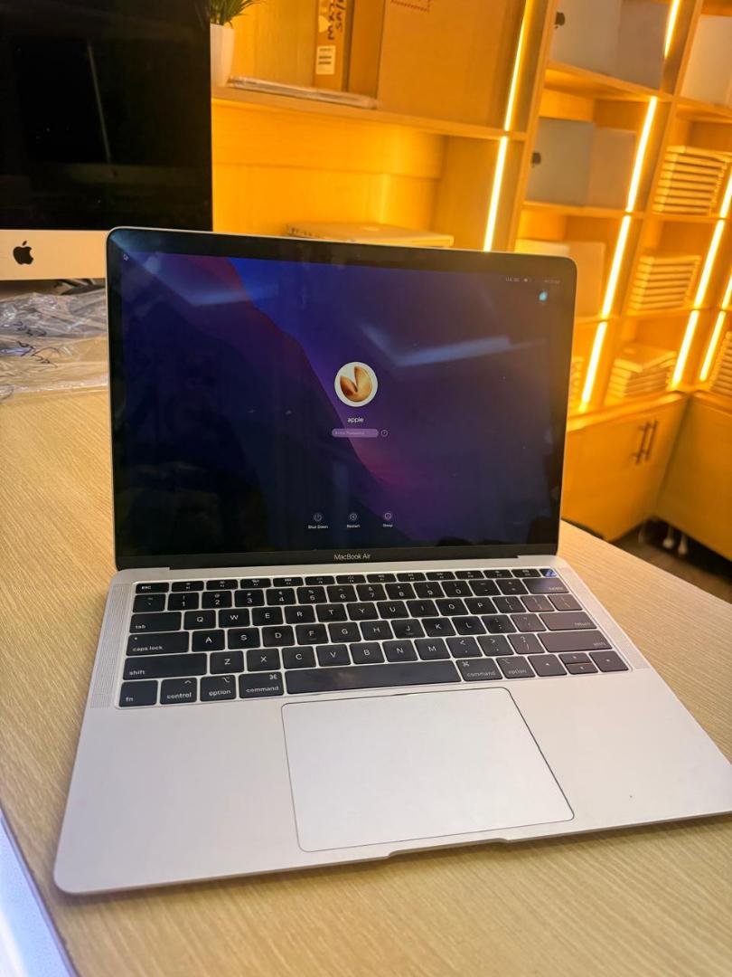 GRADE A EX UK LAPTOPS APPLE MACBOOK PRO 2012 8GB RAM 256GB 256SSD CORE I5 13.3 INCH DISPLAY 6 MONTH OF WARRANTY