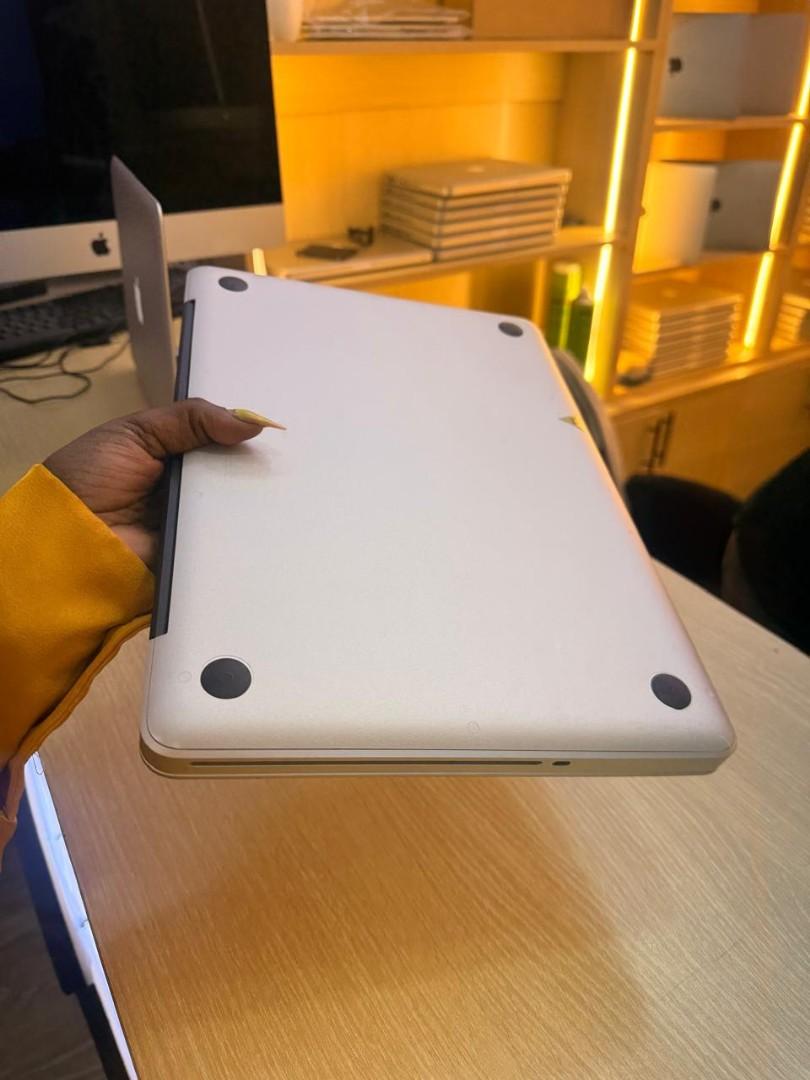 GRADE A EX UK LAPTOPS APPLE MACBOOK PRO 2012 8GB RAM 256GB 256SSD CORE I5 13.3 INCH DISPLAY 6 MONTH OF WARRANTY