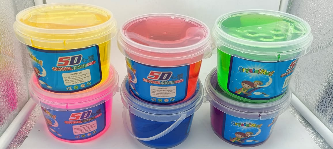 5D Crystal Mud slime
🌟 Experience the magic of 5D crystal mud slime!  
🎨 Choose from a vibrant array of colors.  
📦 Grab a generous 250grams/500 grams of endless creative fun!