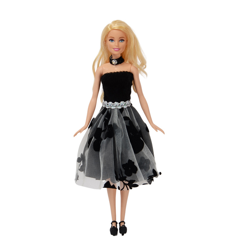 Beauty Fashion & Wedding Dolls for Girls – Elegant Silver Glam Princess Toy with Long Braided Hair, Sparkling Dress, and Stylish Accessories – Ideal Gift for Ages 3 and Up