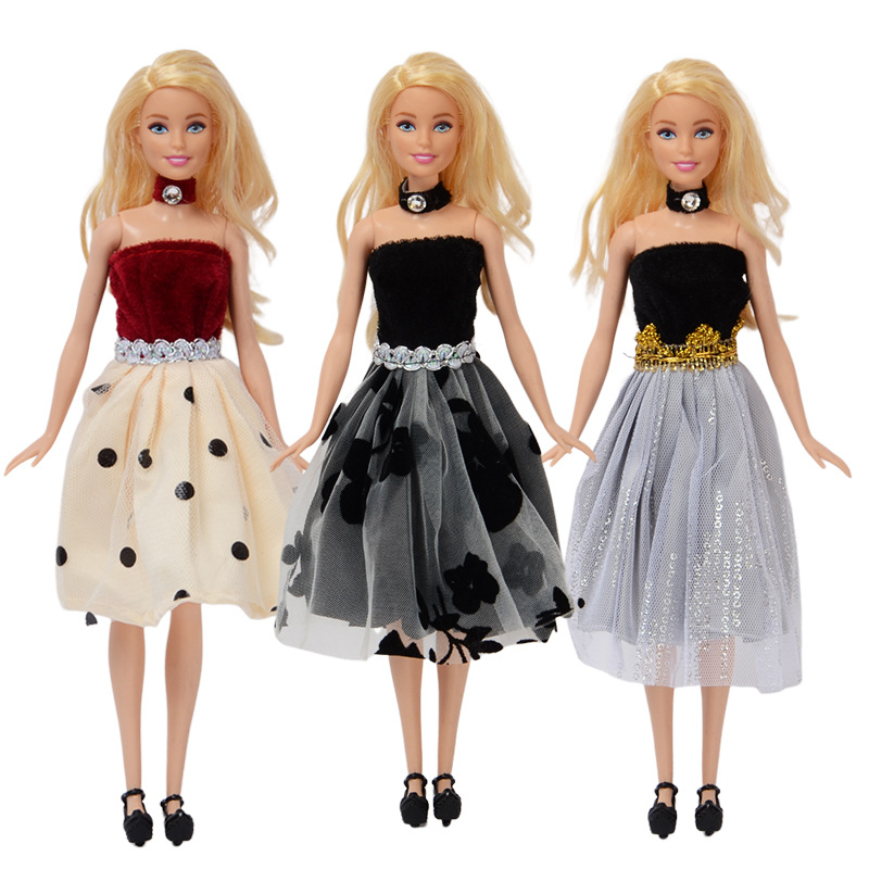 Beauty Fashion & Wedding Dolls for Girls – Elegant Silver Glam Princess Toy with Long Braided Hair, Sparkling Dress, and Stylish Accessories – Ideal Gift for Ages 3 and Up