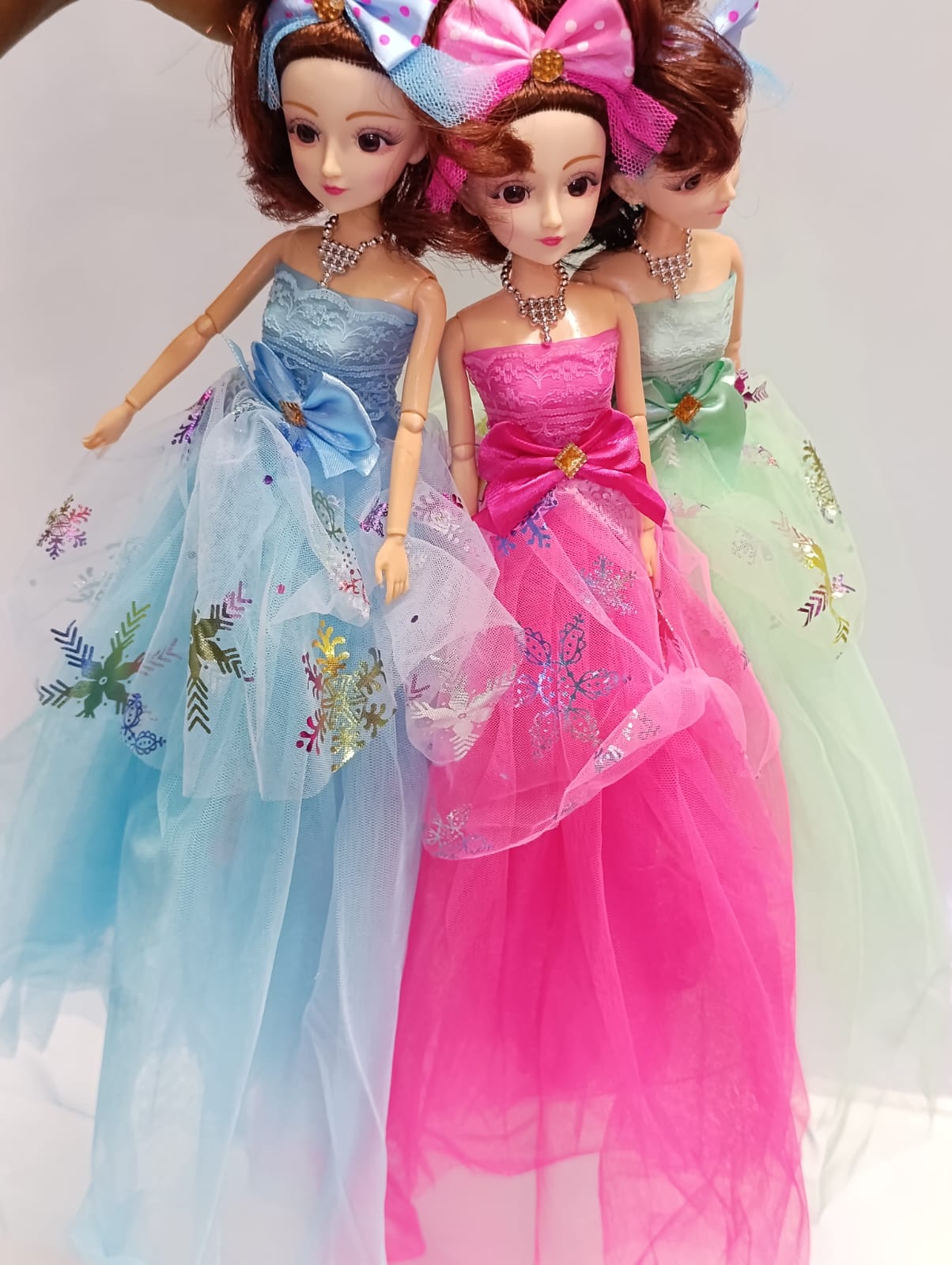 Beauty Fashion & Wedding Dolls for Girls – Elegant Silver Glam Princess Toy with Long Braided Hair, Sparkling Dress, and Stylish Accessories – Ideal Gift for Ages 3 and Up