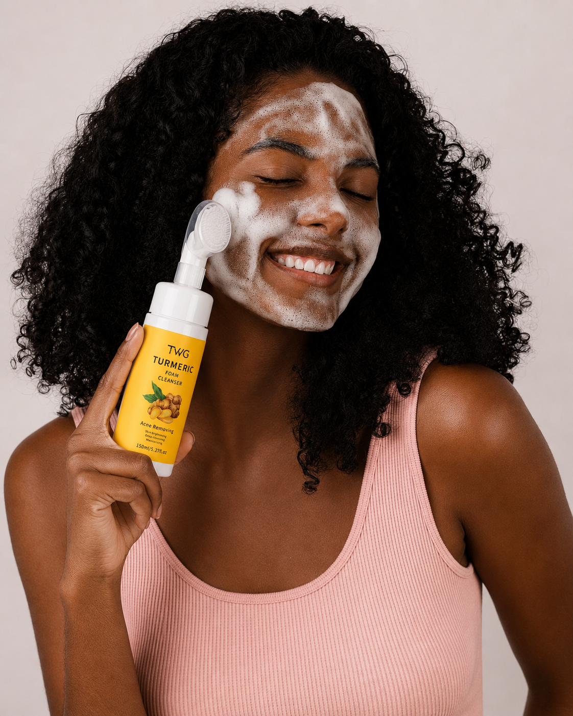 TWG Turmeric Cleanser Deep Cleansing Anti Acne Moisturizing Turmeric Face Wash With Brush Whitening