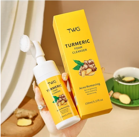 TWG Turmeric Cleanser Deep Cleansing Anti Acne Moisturizing Turmeric Face Wash With Brush Whitening