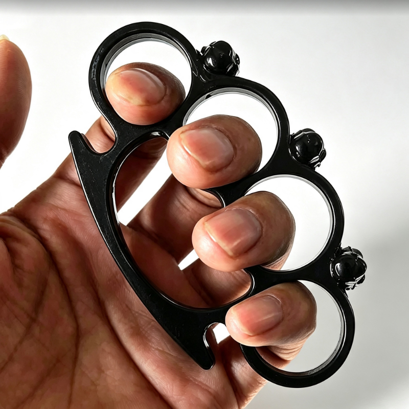 Skull Finger Buckle Fist Buckle Legal Defense Equipment Hand Protection Boxing Gloves Outdoor Window Breaking Tool Handy For Self Defence Metallic And Toughf knuckles Self-defense knuckle Duster