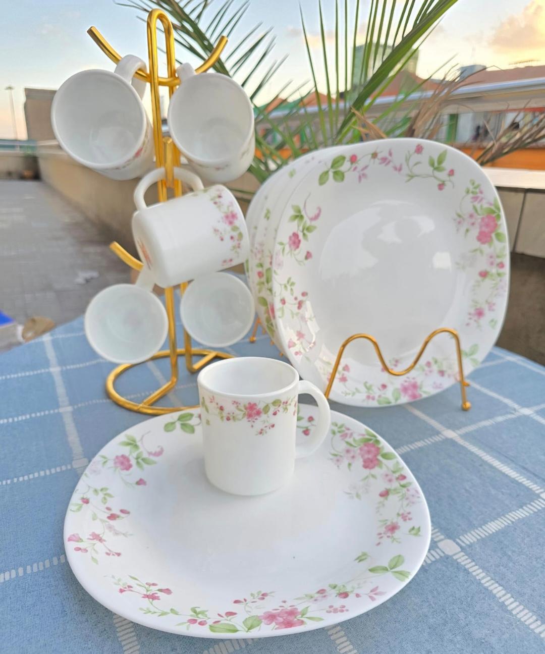 🌀Super Good quality 👌12-piece dinner set: 6 cups and 6 plates

Plates size: 10.5 inches✔️✔️Microwave and dishwasher safe

Perfect for daily meals or entertaining guests

Durable and high-quality cer