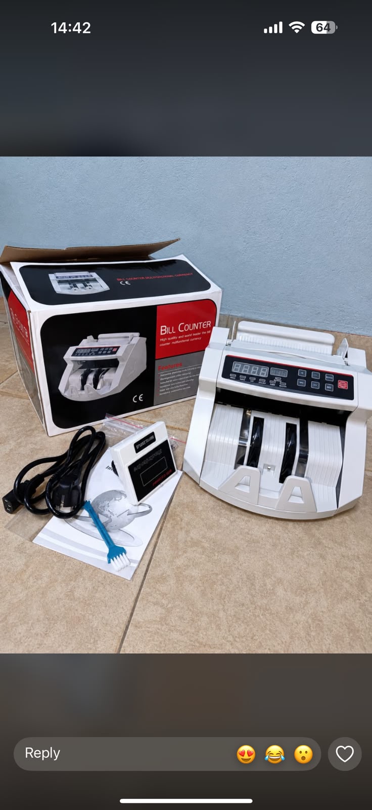 AVAILLABLE‼️‼️LCD Money Count Bill Cash Notes Counter Machine Bank Counterfeit Detector UV & MG Cash‼️‼️Comes with Rotating Display.
Fully Automatic Note Counting Machine. Stops on Detecting Fake Note
