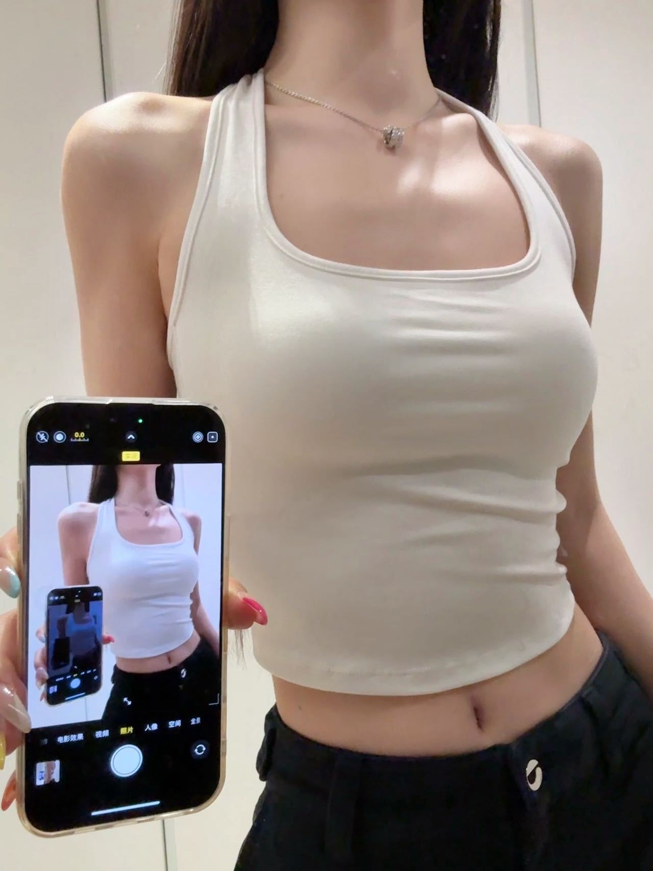 Sexy hot girl with star chain strap on the back tank top with camisole suitable for daily casual wear for exterior and interior