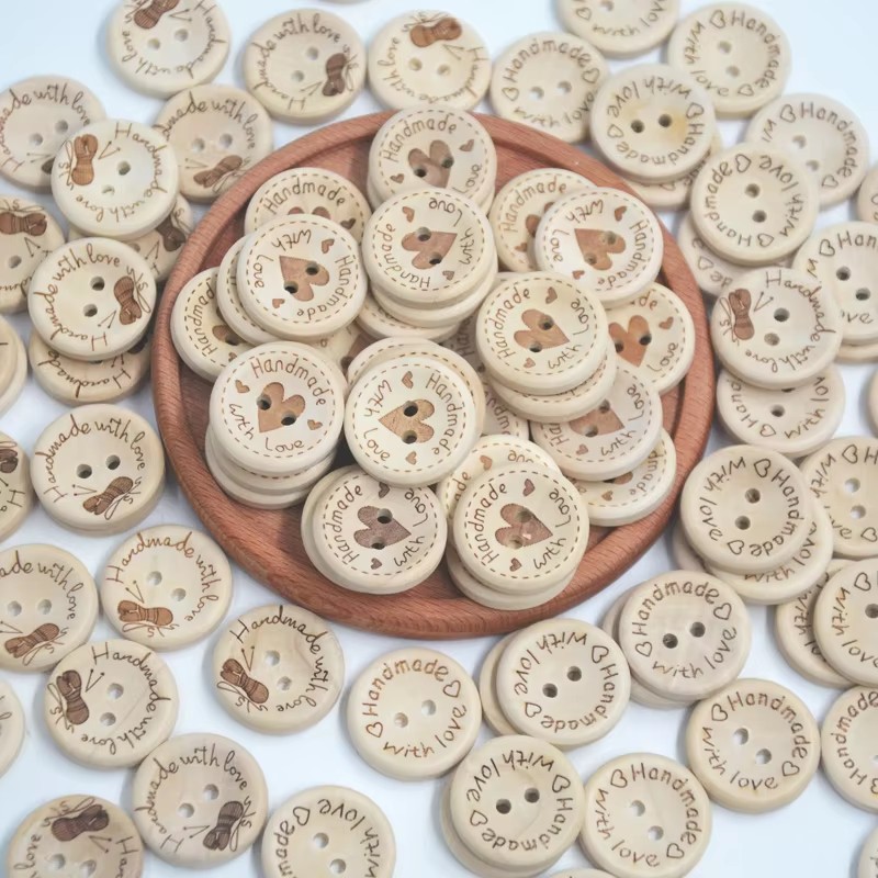 50Pieces/lot 15/20/25mm Natural Wood Buttons Handmade Love Letter Wooden Button Craft DIY Knitting Baby Apparel Accessories