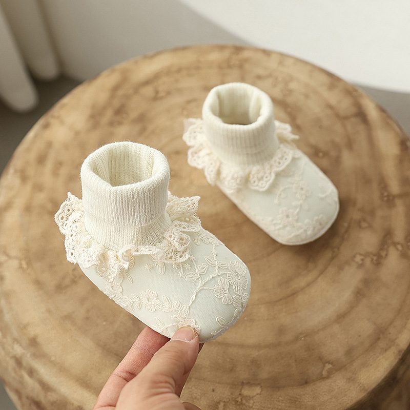 Winter Baby With Plush Front Step Cotton Shoes 0-1 Year Old Female Baby Warm and Sweet Princess Shoes Baby Cotton Shoes Socks
