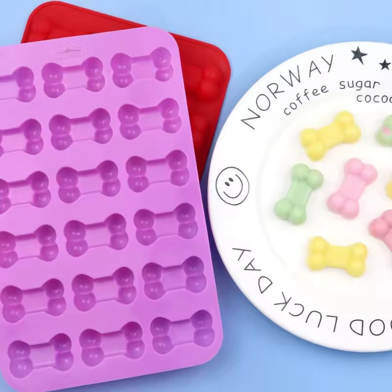 1Pc Silicone 18 Continuous Dog Bone Mold Baking DIY Cake Flip Sugar Biscuit Chocolate Ice Grid Mold Fire Paint Wax Mold