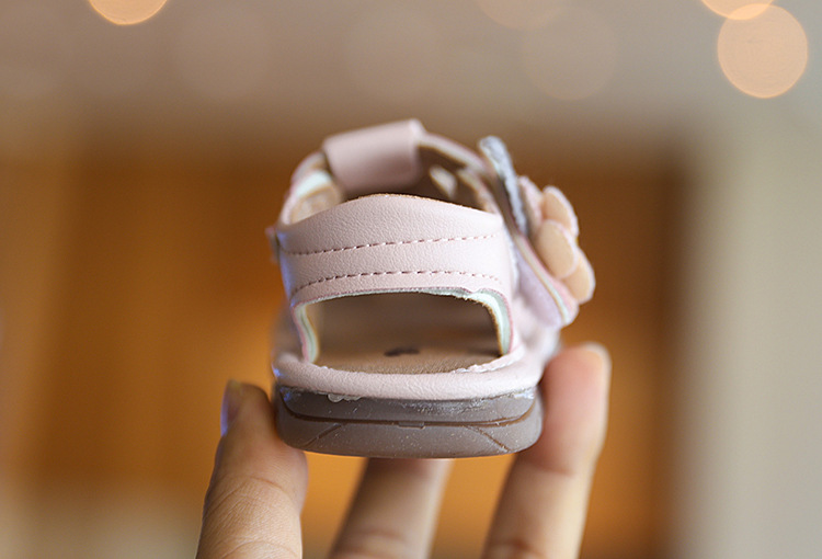 Baby Girls Sandals Cute Floral Embroidery Non-Slip Soft Bottom Closed Toe Summer Beach Outdoor First Walker Infant Crib Shoes
