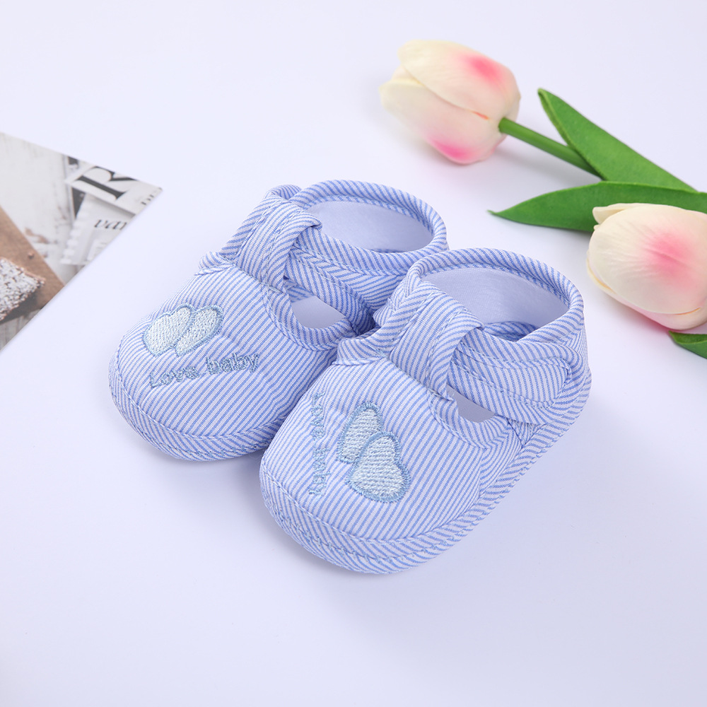 Bottom Cotton Shoes Anti Slip Baby Sneakers 0-1Year Kids First Walkers Heart Embroidery Spring Autumn Children Soft Soled Shoes