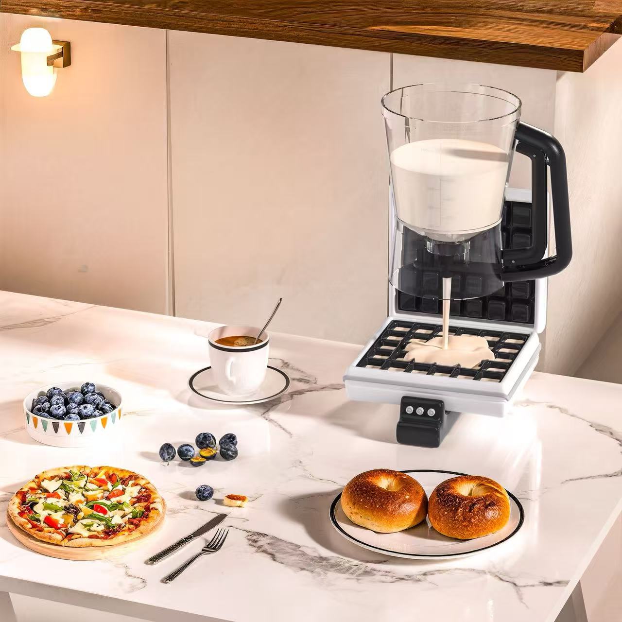 Durable 900ml Batter Separator Dispenser with Measuring Label Squeeze Handle for Pancake Cookie Cake Waffle Batter Storage