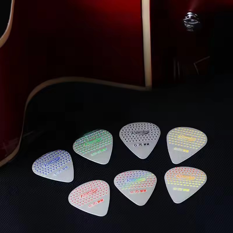 3Pcs Luminous Non-slip Guitar Picks 0.75mm Thick Dotted Plectrums for Acoustic Electric Guitar Instrument Parts