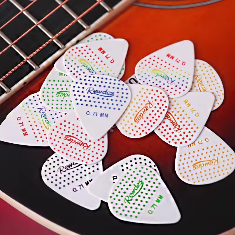 3Pcs Luminous Non-slip Guitar Picks 0.75mm Thick Dotted Plectrums for Acoustic Electric Guitar Instrument Parts