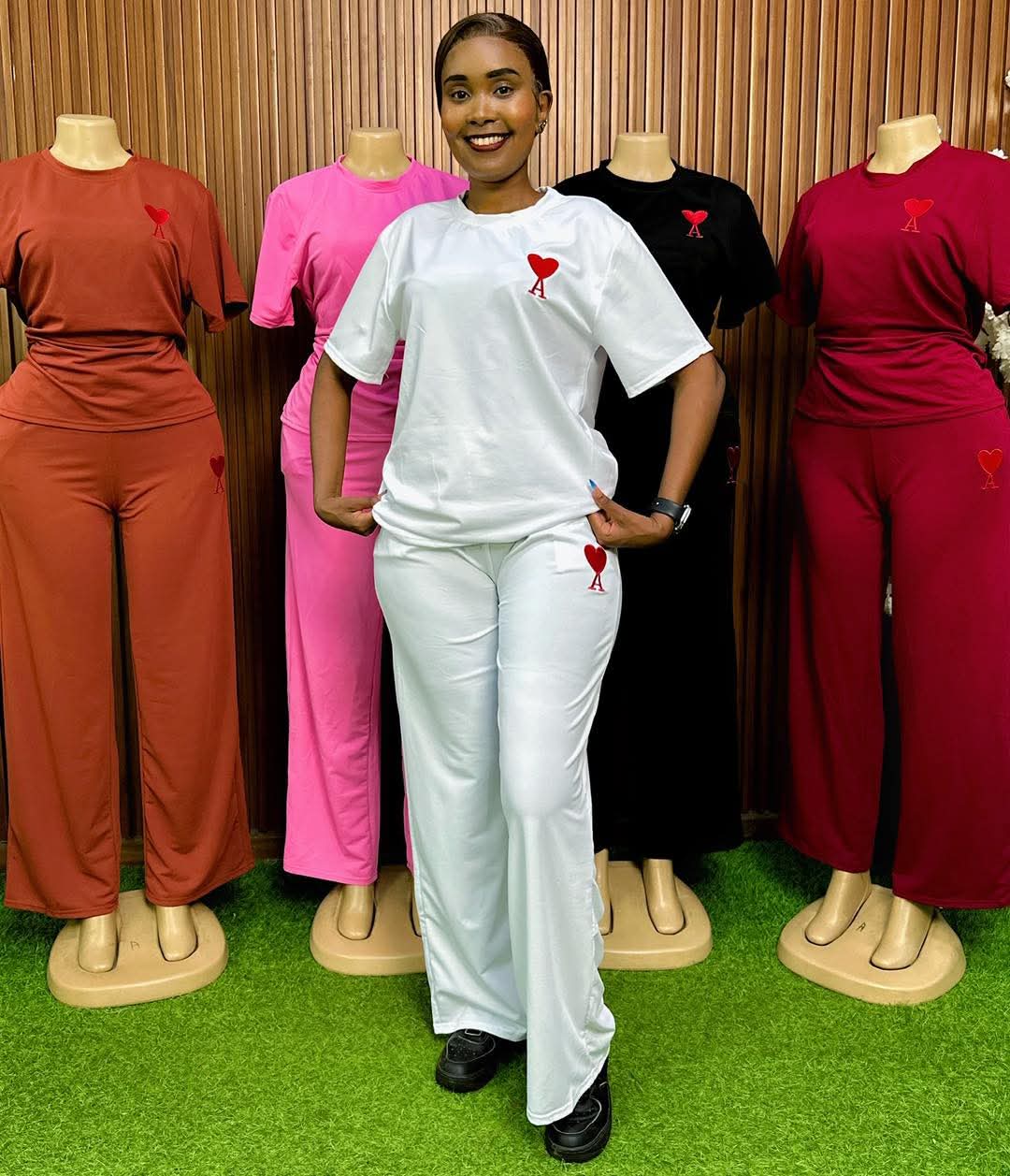 LADIES 2PCS TSHIRT AND SWEATPANT