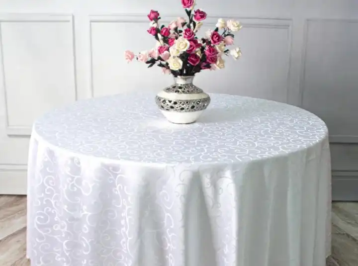 180cm Round Polyester Jacquard Table Cloth Elegant Decorative Dining Table Cover for Home Kitchen Restaurant and Special Occasions
