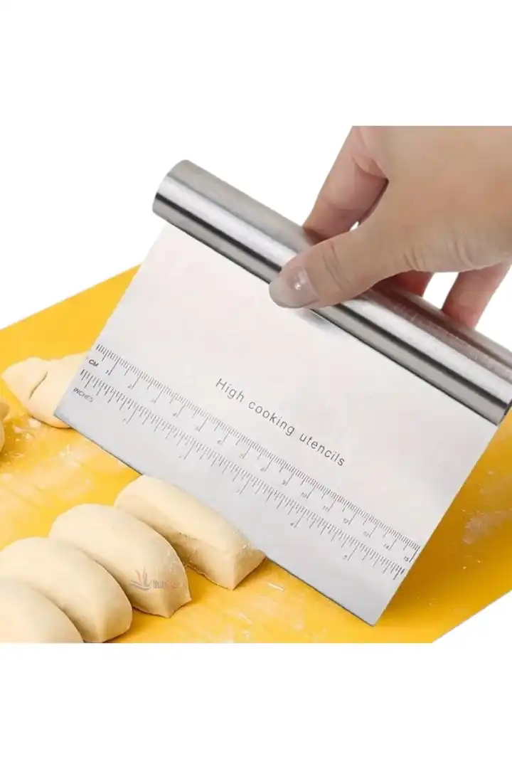 25cm Stainless Steel Dough Cutter Scraper Pastry Divider Pizza Bread Dough Scraper Kitchen Baking Tool

Make baking and food preparation easier with this 25cm stainless steel dough cutter and scraper.