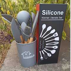 12PCS Silicone Kitchen Utensil Set – Complete Non-Stick Cooking Companion. Made from high-quality food-grade silicone, the utensils are heat-resistant, non-stick friendly, and durable .