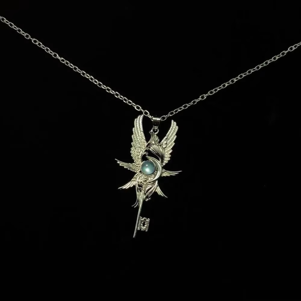 Retro Personality Revenge Angel Blue Moonlight Gemstone Angel Wings Key Pendant Necklace for Men Women Jewelry Accessories Gifts