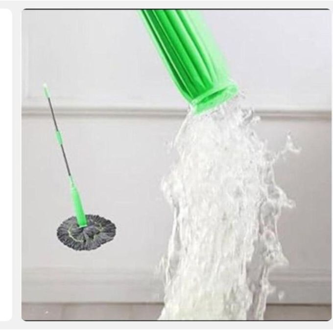 Self Wringing-Self Squeezing Twist Mop