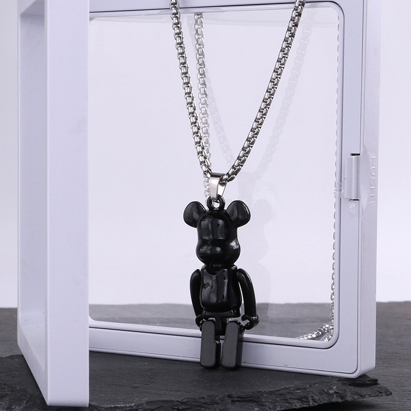 New Versatile, Stylish and Unique Sweater Chain Couple Accessories: Niche Men’s Necklace and Women’s Titanium Steel Jewellery