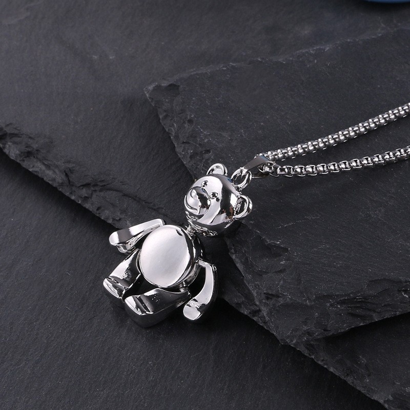 New Versatile, Stylish and Unique Sweater Chain Couple Accessories: Niche Men’s Necklace and Women’s Titanium Steel Jewellery