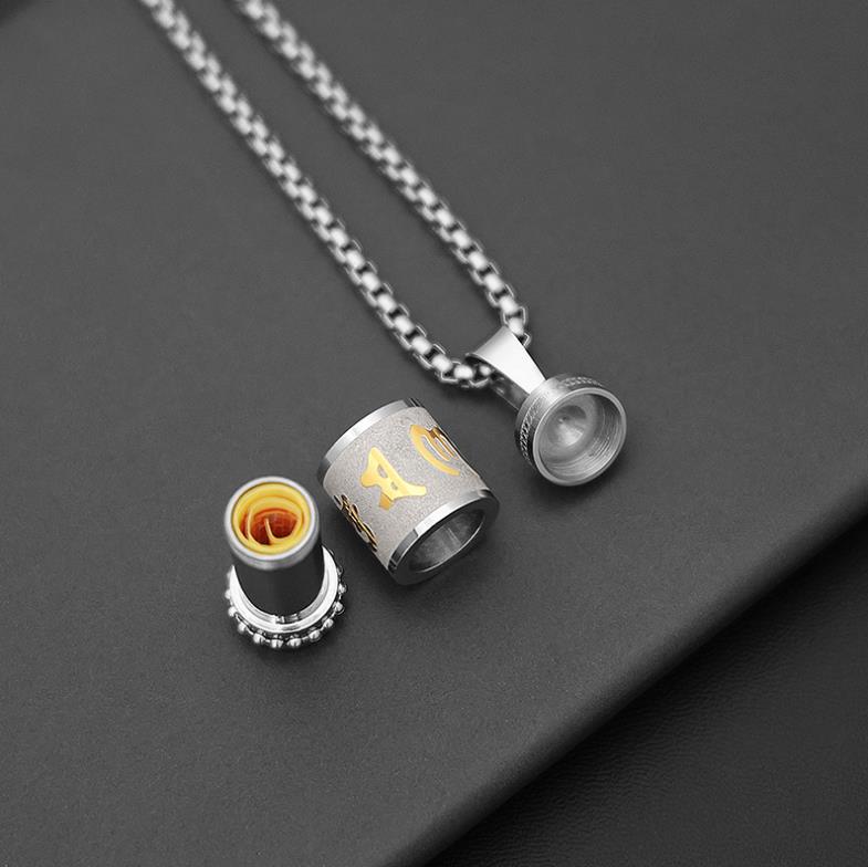 Men's Necklace: Titanium Steel Pendant – Fade-Resistant Jewellery