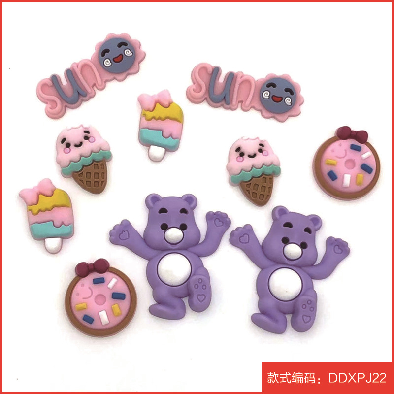 Trendy Hole-Patterned Shoes: 3D Detachable Cartoon Decorations, DIY Shoe Buckles, Accessories, Shoe Embellishments, Cute Flip-Flop Accessories, Snap Fasteners