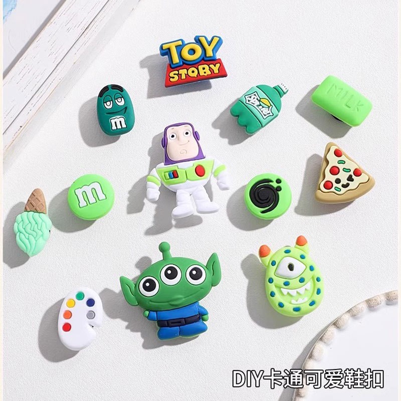 Trendy Hole-Patterned Shoes: 3D Detachable Cartoon Decorations, DIY Shoe Buckles, Accessories, Shoe Embellishments, Cute Flip-Flop Accessories, Snap Fasteners