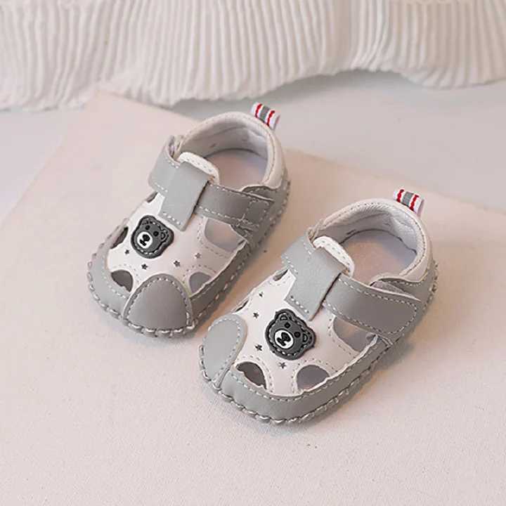 Baby sandals men's summer walking shoes 0-2 year old baby soft soled cartoon sandals