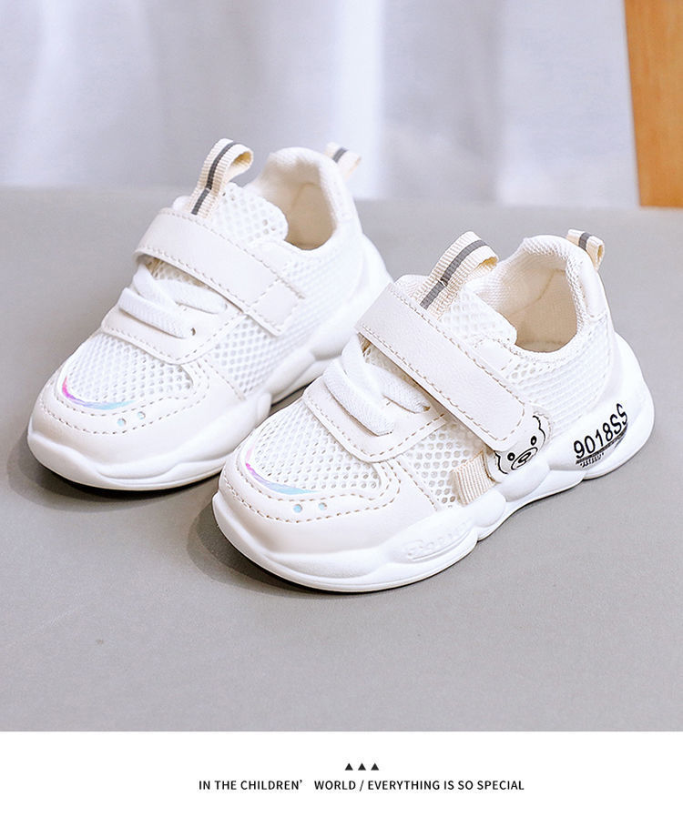 Infant and toddler mesh shoes for girls aged 0-3, spring and autumn children's soft soled walking shoes