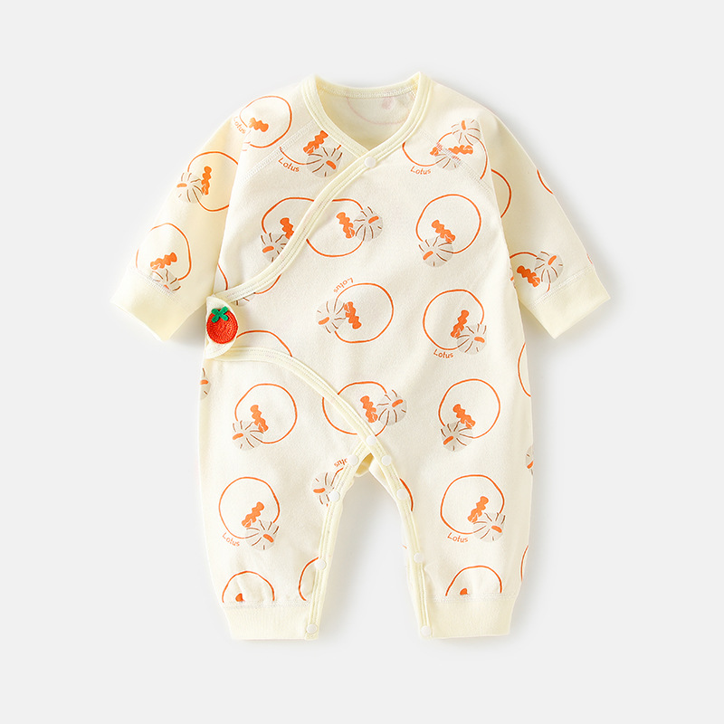 Newborn spring/autumn 100% cotton long-sleeved romper for outdoor wear and as a baby's first outfit; boneless butterfly-style romper for newborns