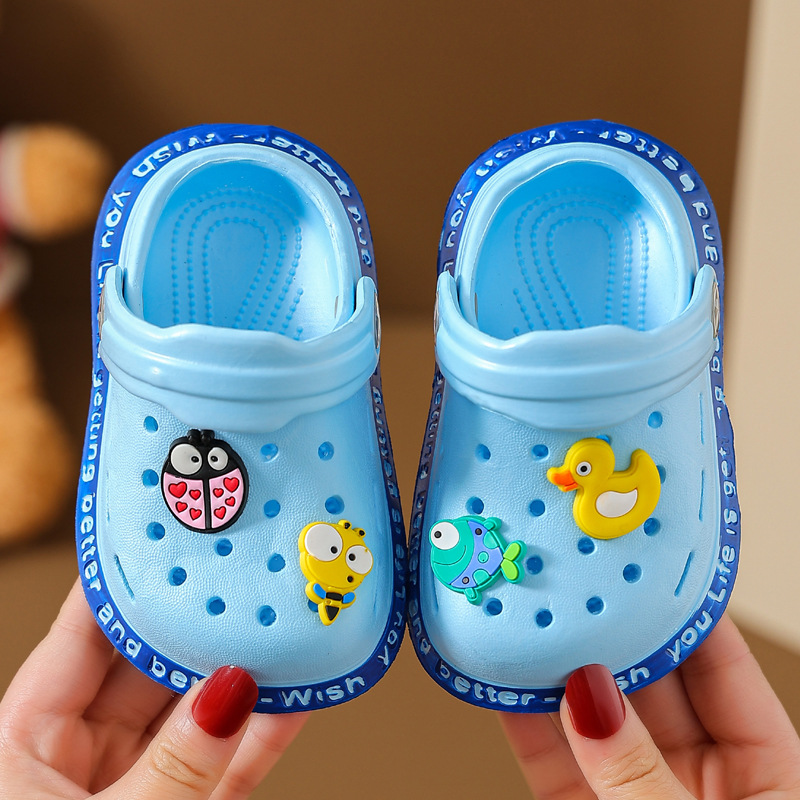 Baby Baotou Sandals Boys and Girls Soft Sole Non-slip Hole Shoes (The quality is very good, please rest assured to buy)