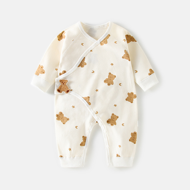 Newborn spring/autumn 100% cotton long-sleeved romper for outdoor wear and as a baby's first outfit; boneless butterfly-style romper for newborns