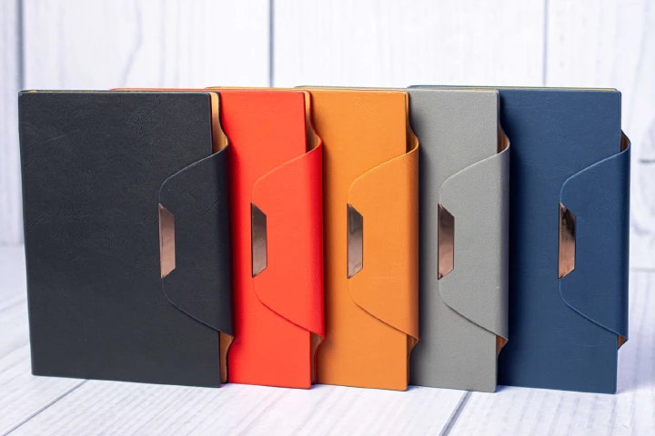 📒✨ B5 Gold Strip Notebook – Premium Elegant Writing Book ✨🎁 Surprise Free Gift Included | School & Office Use