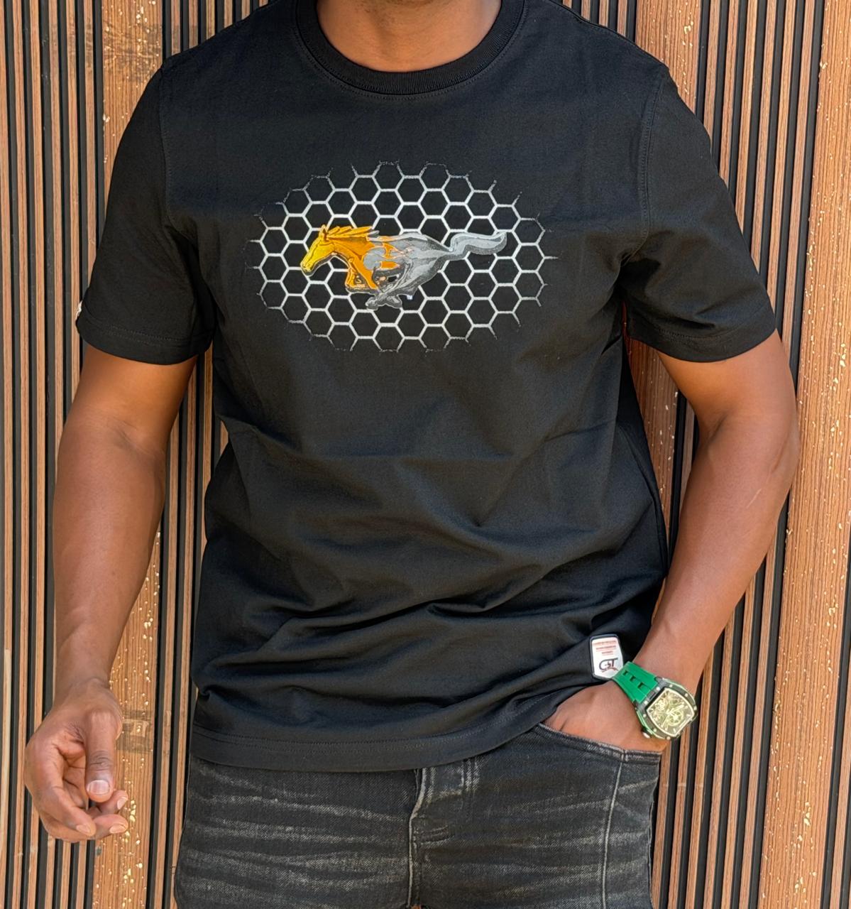 LATEST New Arrival Unisex Fashionable Trendy Modern Relaxed Cotton Graphic T-Shirt.