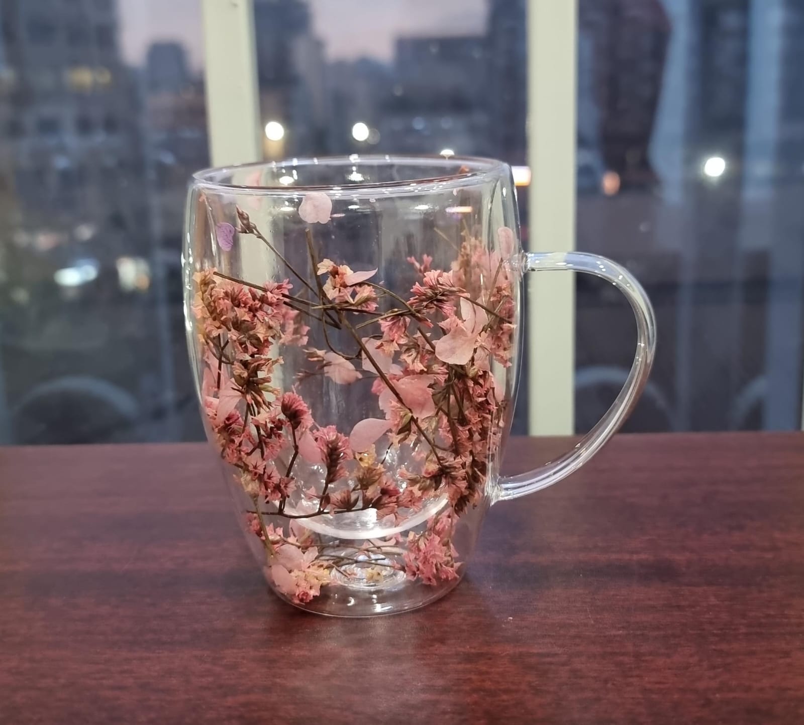 Set of 4PCS High Quality Double Wall Acrylic Cups 350ml – Clear Floral Unbreakable Drink Cups with Real Flower Design for Juice, Tea, Coffee & Cold Beverages