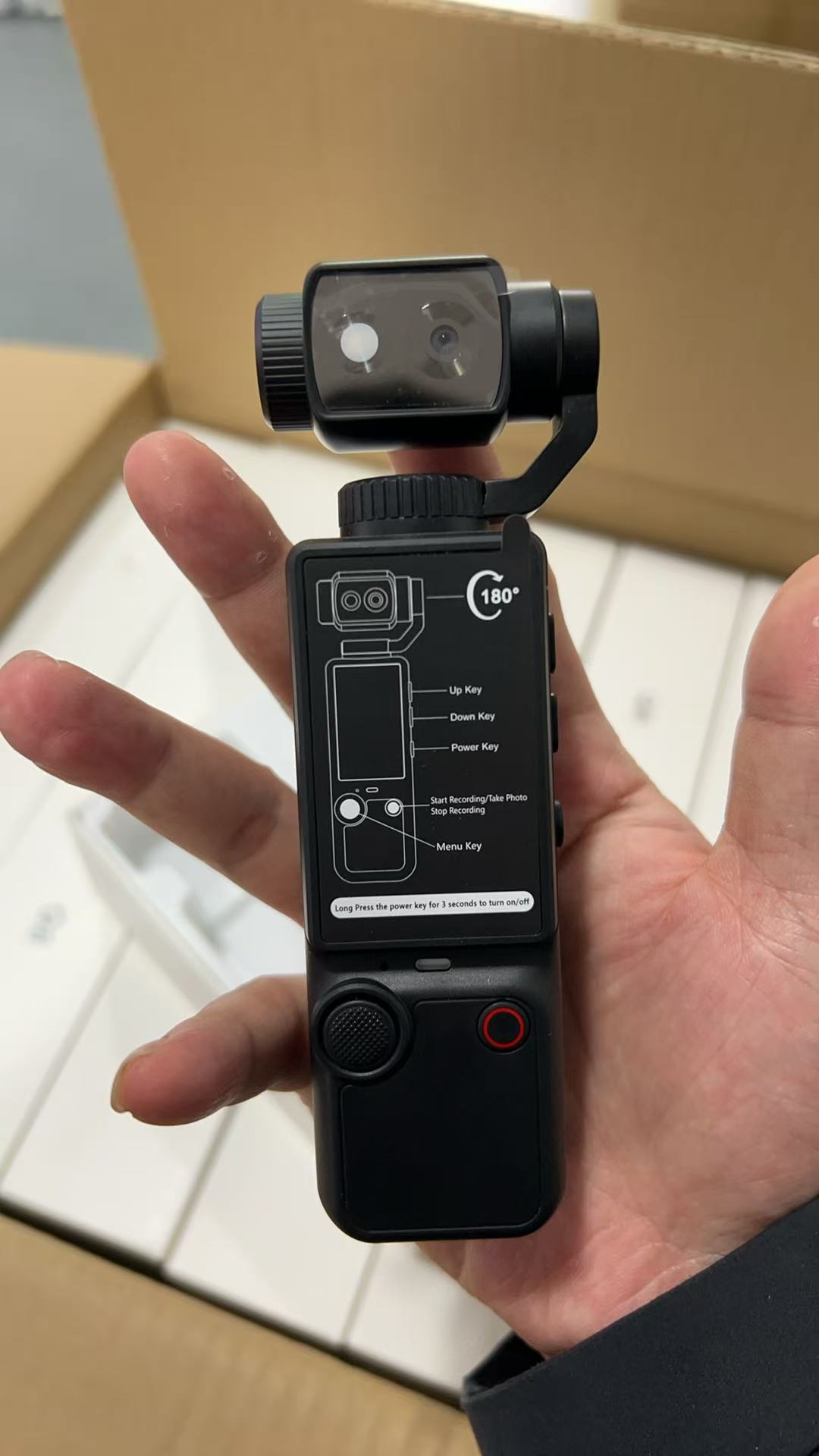 Cross-border Q8 handheld outdoor sports camera, ultra-clear autofocus, conference recording, portable, pocket-sized video camera