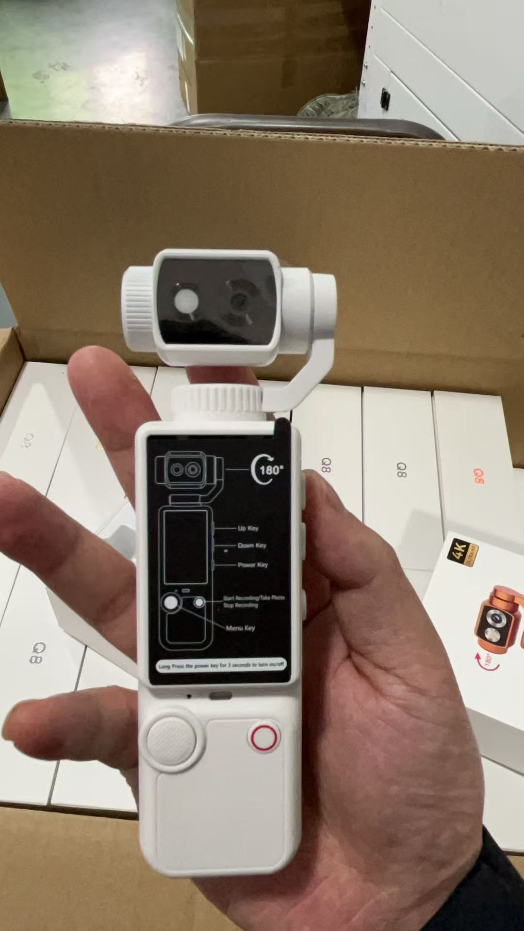 Cross-border Q8 handheld outdoor sports camera, ultra-clear autofocus, conference recording, portable, pocket-sized video camera