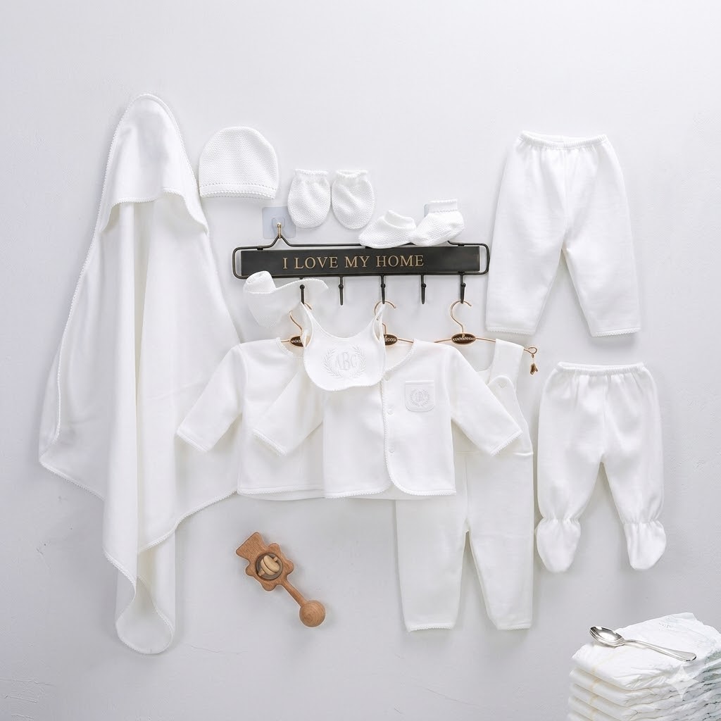 11-Piece Cotton Newborn Hospital Set (0-6 Months) - Soft & Warm Receiving Set