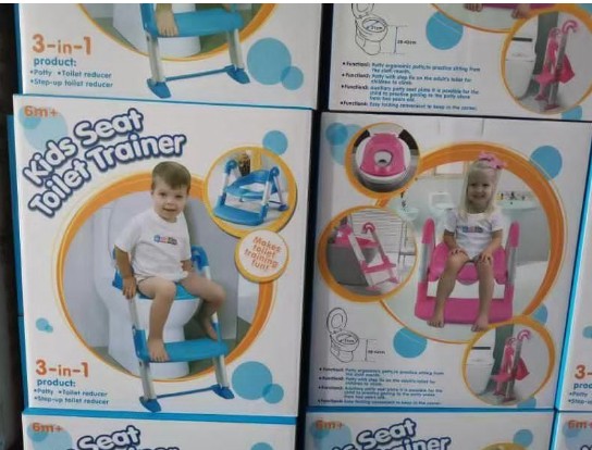 Potty Chair with Step Ladder – Comfortable PU Cushion Toilet Trainer