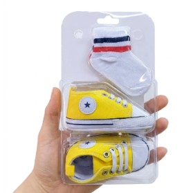 Pre-Walker Shoes & 1 pair of Socks – Non-Slip Flexible Soles for First Steps infants and toddlers