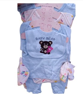 8 piece Premium Newborn Fleece Gift Set – Ultra-Soft Receiving Essentials for Boys & Girls 9-12 MONTHS