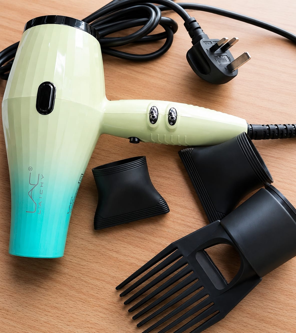 LAC LAICHY L-9090 ROFESSIONAL BLOW DRY AC 220V 50H-60Hz 2200W