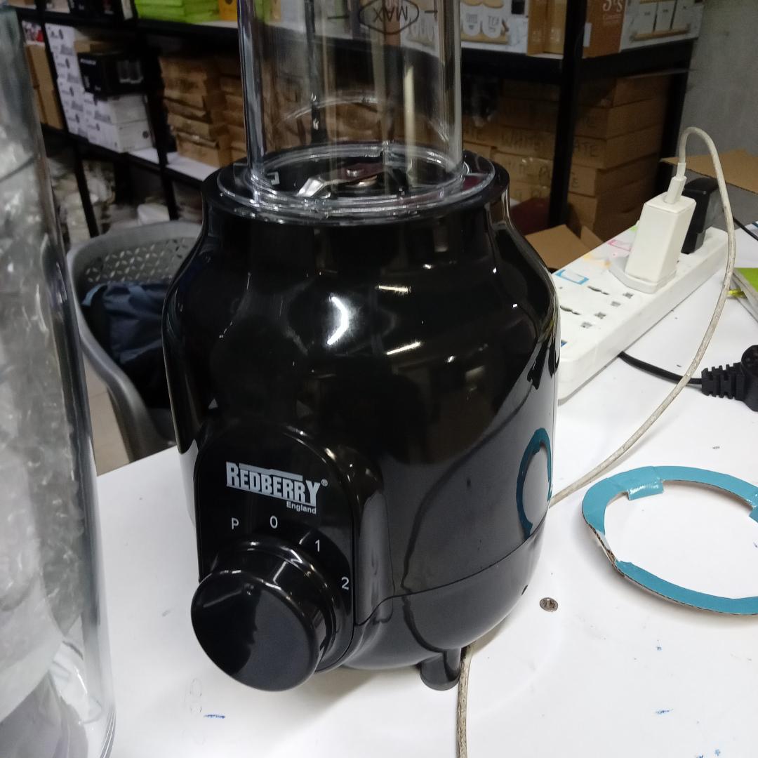 Redberry 3 in 1 Electric Blender with Grinder & Chopper – Perfect for Smoothies & Spices