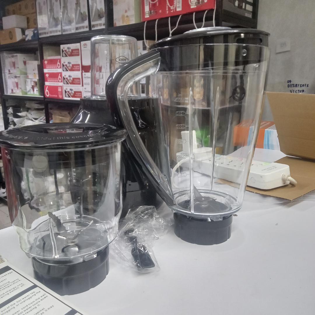 Redberry 3 in 1 Electric Blender with Grinder & Chopper – Perfect for Smoothies & Spices