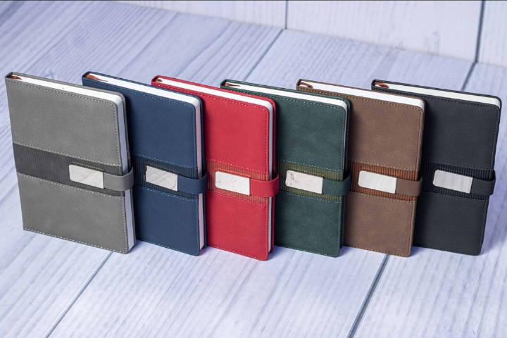 Executive 5 Silver Buckle Notebook Journal with Free Executive Pen – Premium PU Leather Business Diary Planner